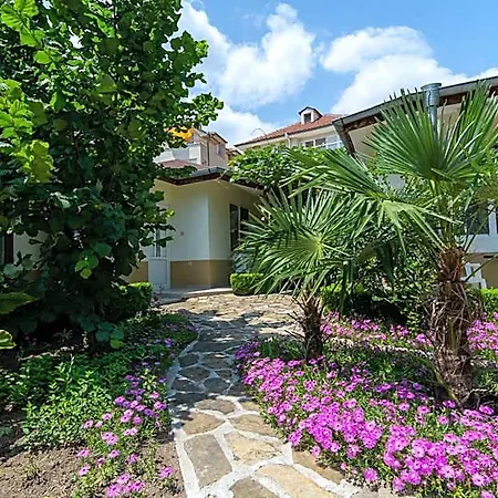 Atlantic Complex 2* רבדה